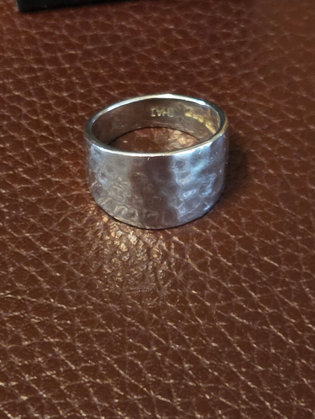 Ladies Hammered silver ring