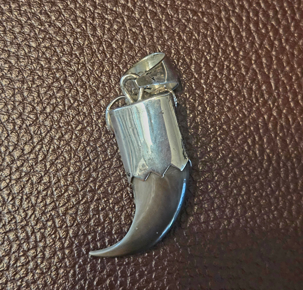 Men's Bear Claw Pendant