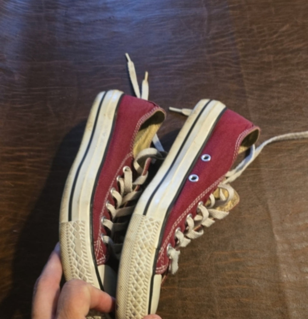 Ladies Maroon Converse Shoes