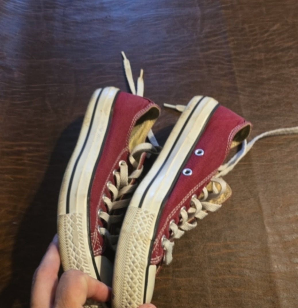 Ladies Maroon Converse Shoes