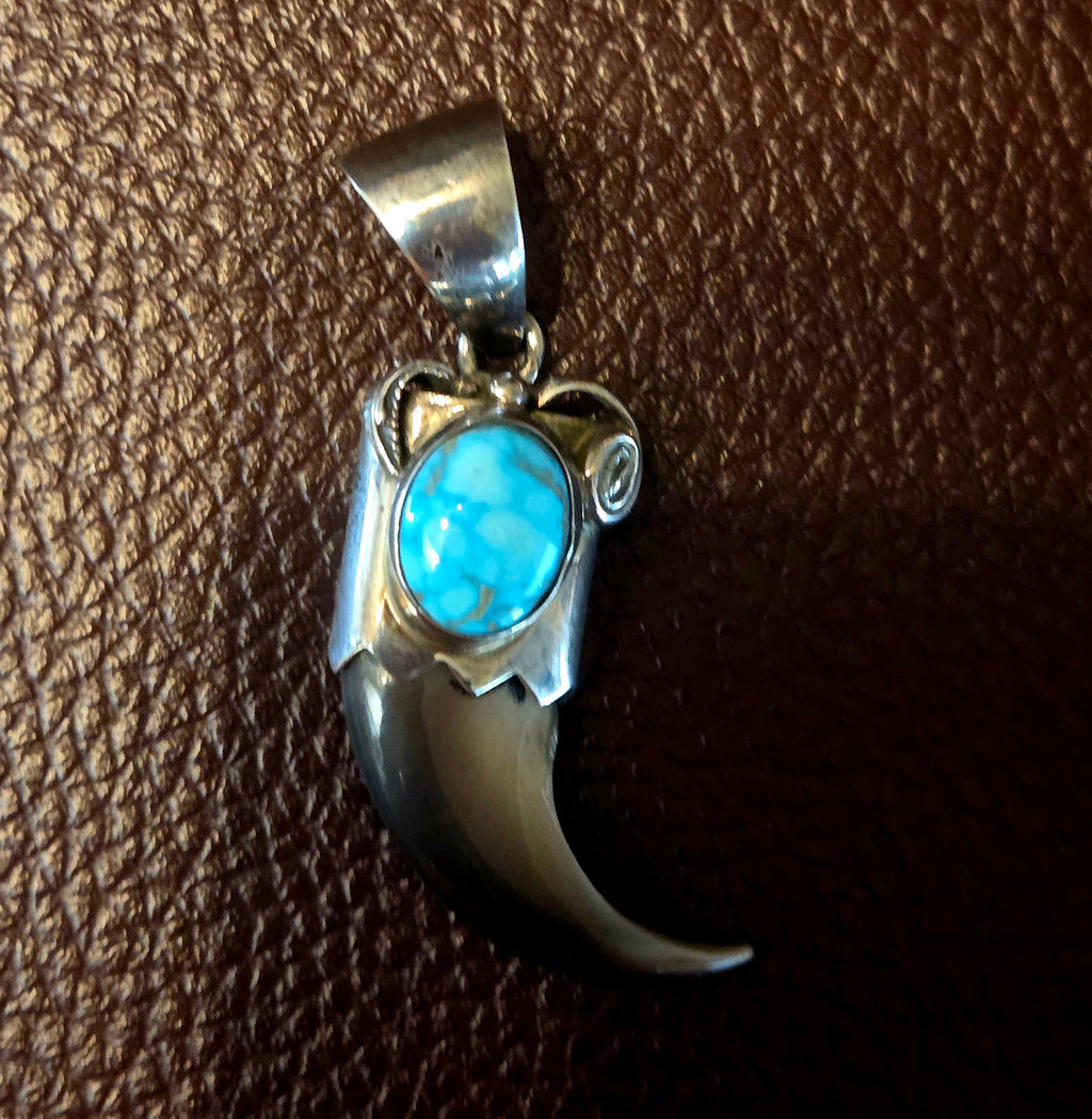 Men's Bear Claw Pendant