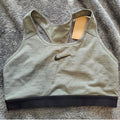 New Women's Nike Sports Bra